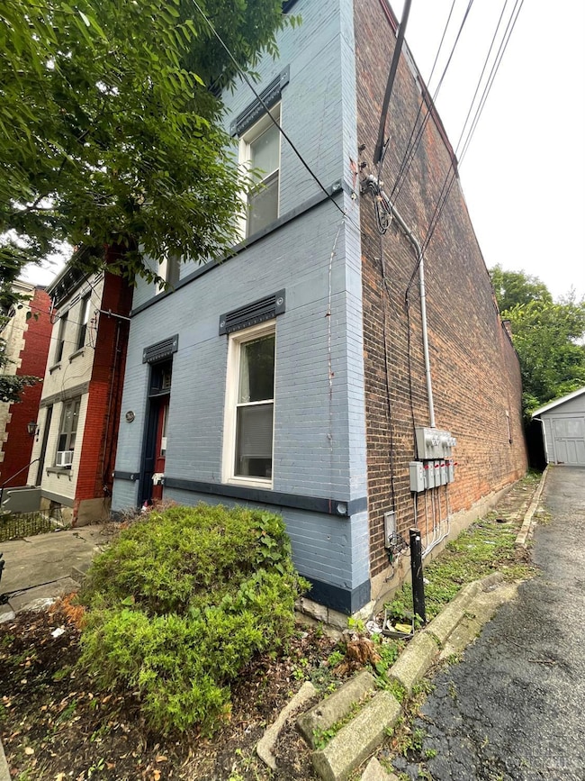 2143 W Clifton Ave, Cincinnati, OH 45219 - photo 3