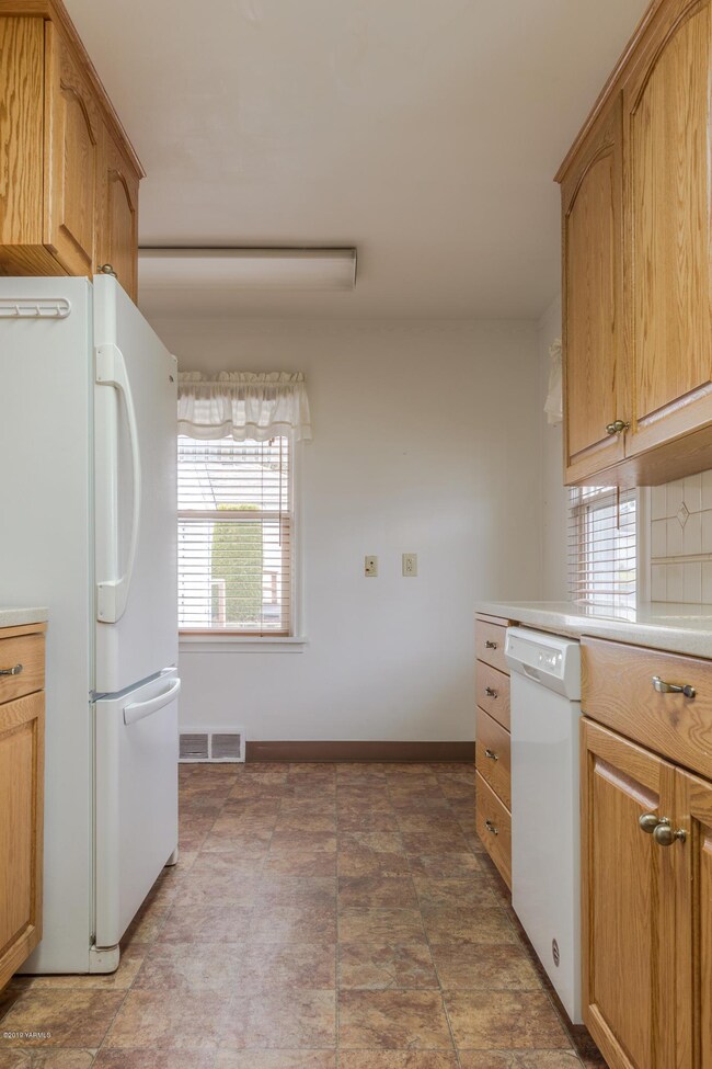 3404Summitview_23
