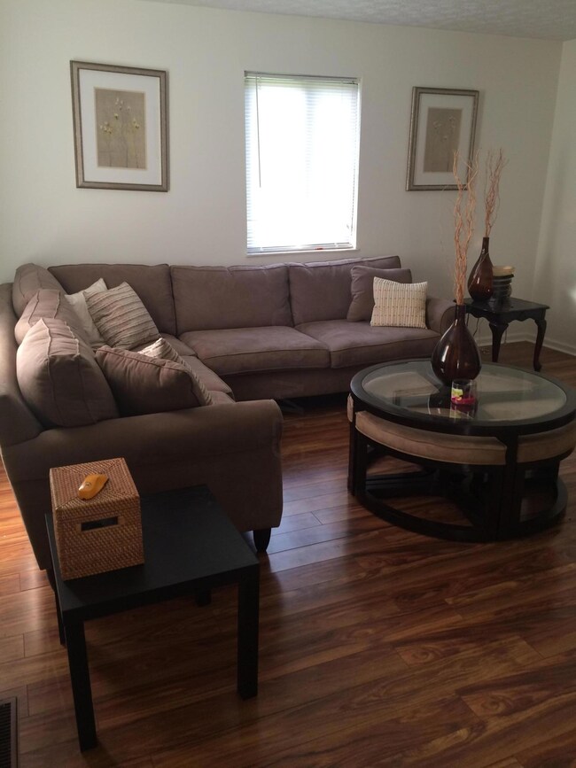 4844 Heaton Rd, Columbus, OH 43229 - photo 7