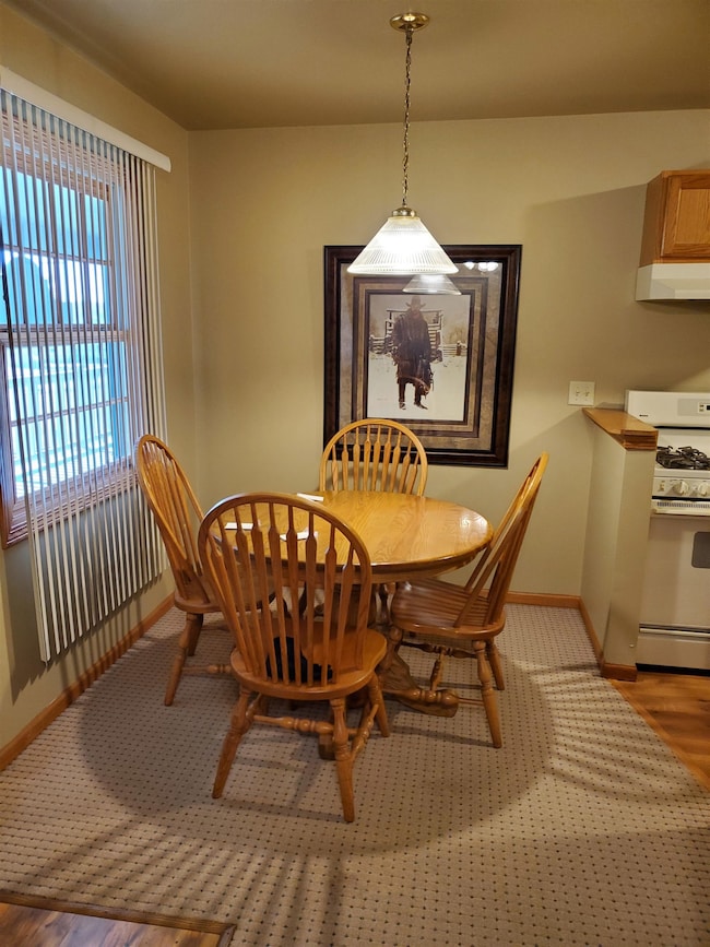 325 Clark 2c St, Utica, IL 61373 - photo 7