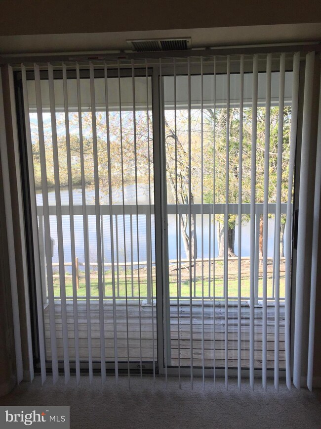 5825 Orchard Hill Ct unit 5825, Clifton, VA 20124 - photo 5