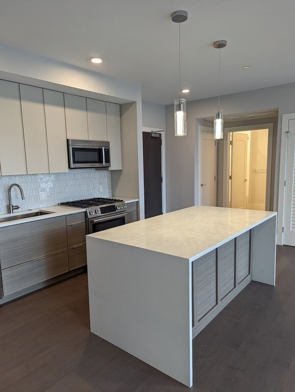 3193 Washington St unit 202, Boston, MA 02130 - photo 2