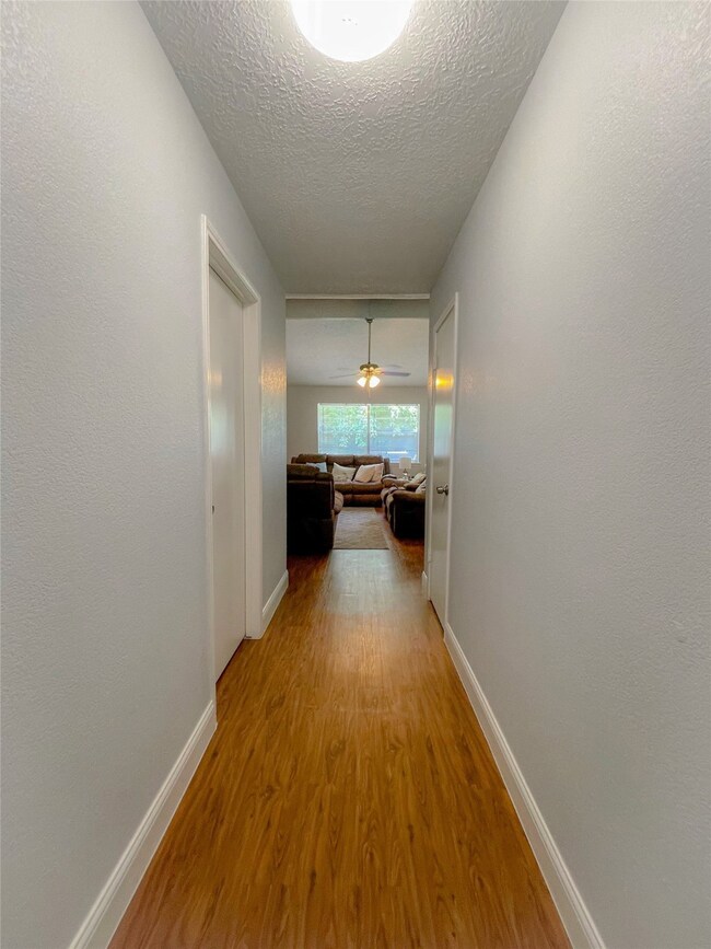 10115 Swirling Winds Dr, Houston, TX 77086 - photo 6