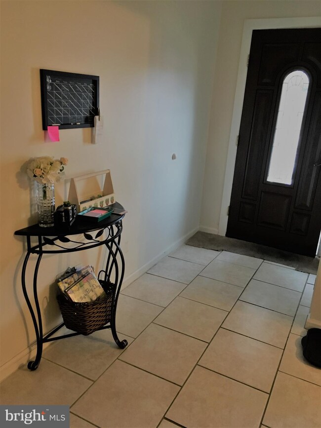 1038 Fox Run, Reading, PA 19606 - photo 3