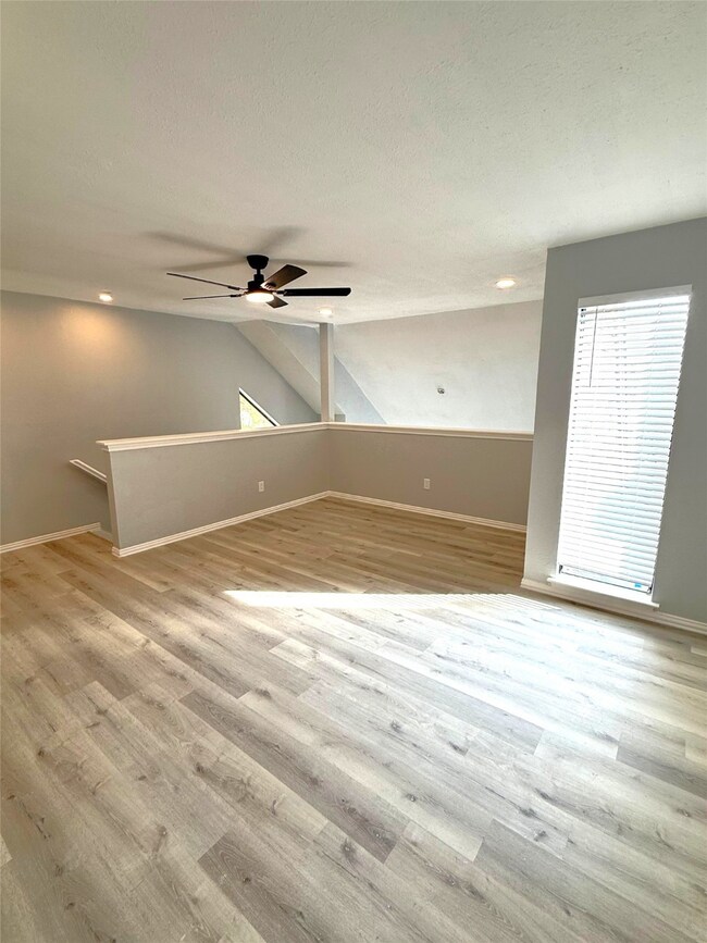 9801 Walnut St unit A212, Dallas, TX 75243 - photo 5