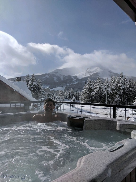 Cheers!  The perfect après ski soak.