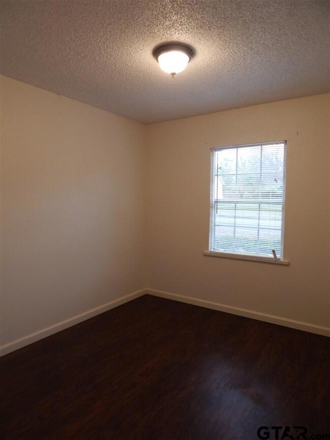 1617 1617 Milam, Tyler, TX 75701 - photo 4