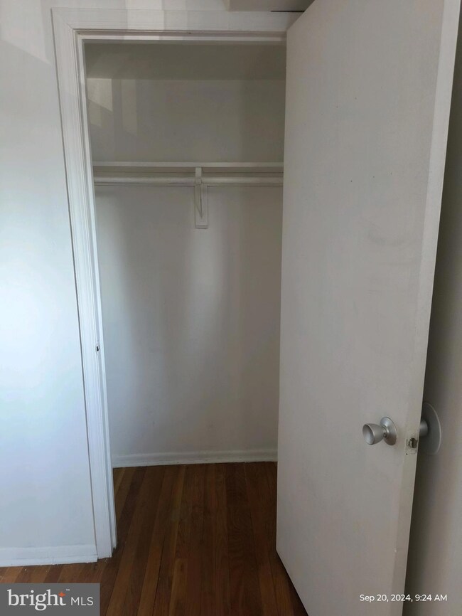 5538 Karen Elaine Dr unit 1623, New Carrollton, MD 20784 - photo 7