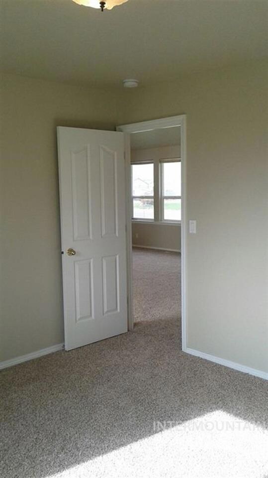 541 Winter Ct, Nampa, ID 83686 - photo 7