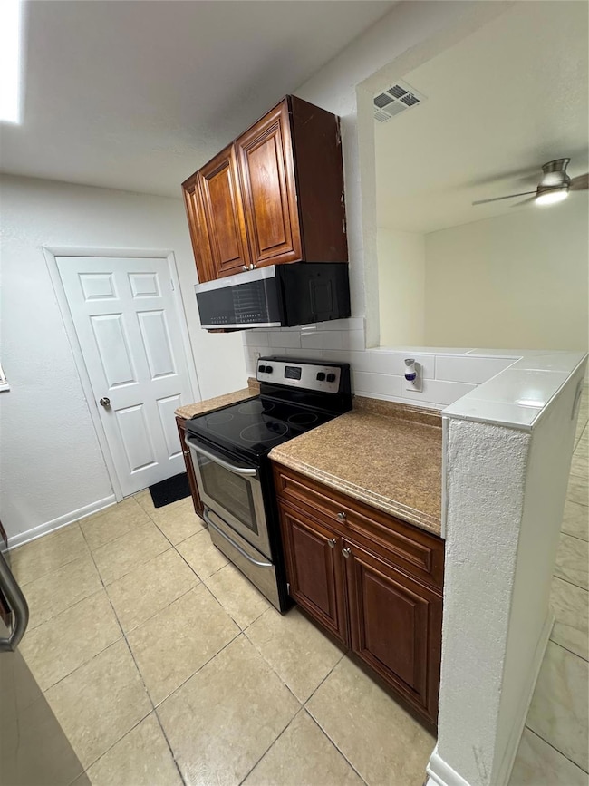 2401 NW 2nd St, Boynton Beach, FL 33435 - photo 3