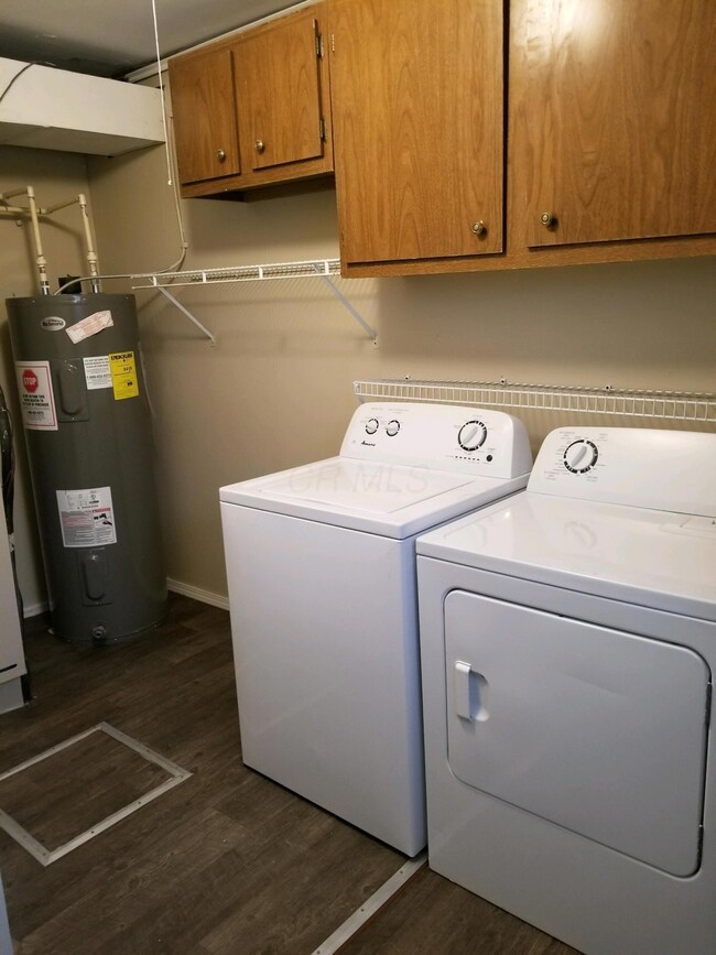 440 Rosedale laundry