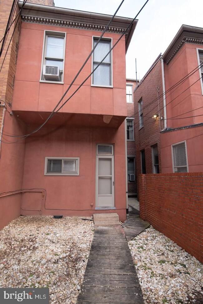 1126 N Calvert St, Baltimore, MD 21202 - photo 2