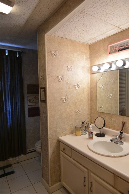 92 Rhode Island St unit 1, Cranston, RI 02920 - photo 6