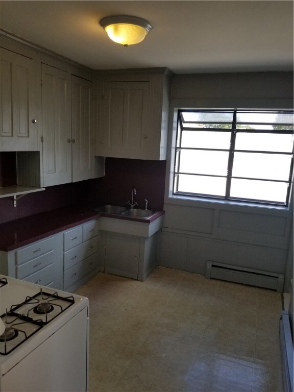 9 Norris Ave, Pawtucket, RI 02861 - photo 3