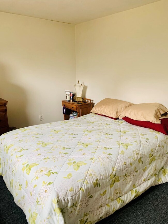 BEDROOM 1 OF 2 BEDROOM