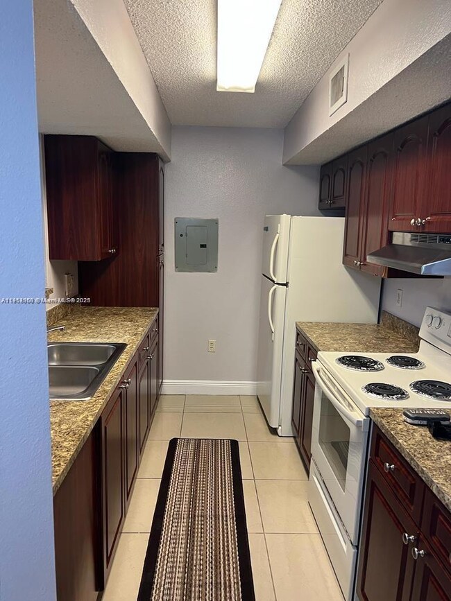 15661 SW 104th Terrace unit 3210, Miami, FL 33196 - photo 7