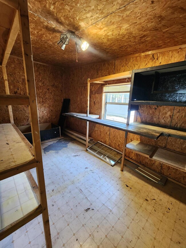 work shop attached to sun porch