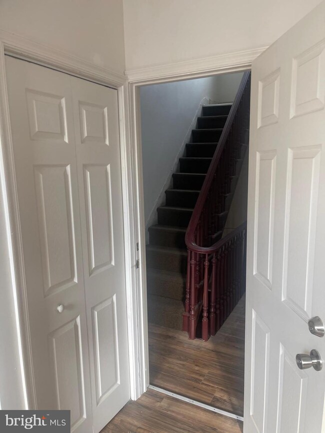 2843 N 12th St, Philadelphia, PA 19133 - photo 5