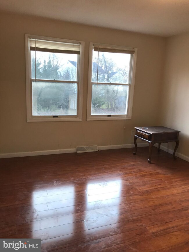 6056 Stevens Forest Rd, Columbia, MD 21045 - photo 4