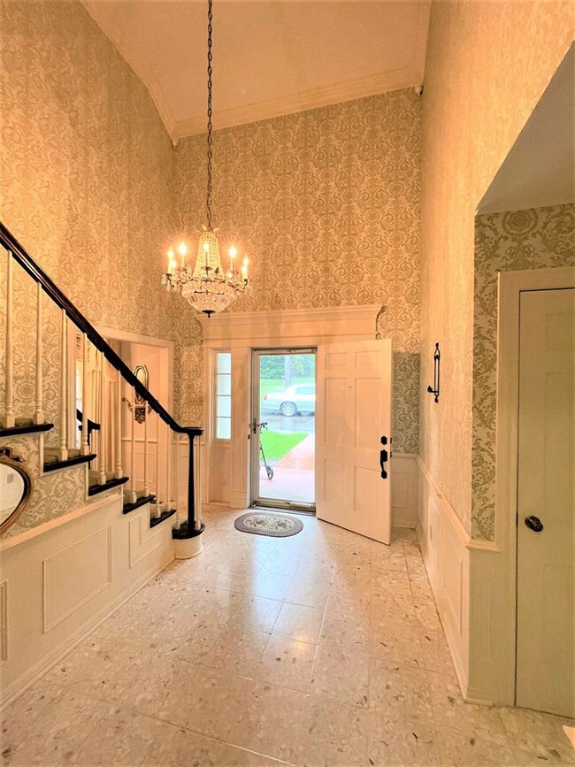 1215 Englewood Dr, Nacogdoches, TX 75964 - photo 3