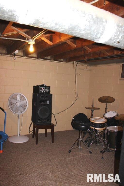 418 Waverly Rd, Davenport, IA 52804 - photo 7