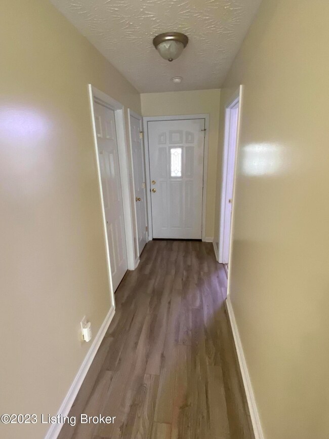 237 Holly Marie Dr, Mount Washington, KY 40047 - photo 4