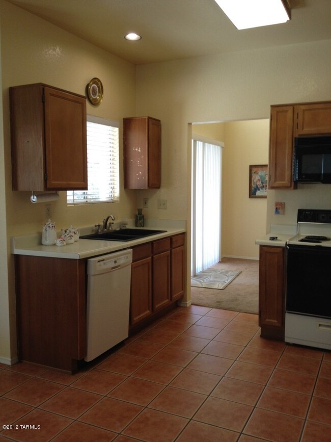 Efficient kitchen with lots of cupboards