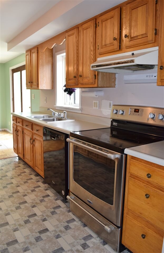 29 Wallace Rd, Dalton, NH 03598 - photo 6