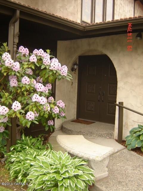 Entry way