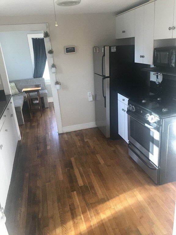 38 Ashton St, Beverly, MA 01915 - photo 5