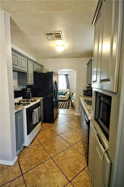 313 Schoellkope Place, El Paso, TX 79928 - photo 6