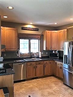 253 25th Ave NE, Jamestown, ND 58401 - photo 3