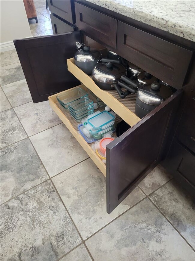 10211 E 38th Ln, Yuma, AZ 85365 - photo 6