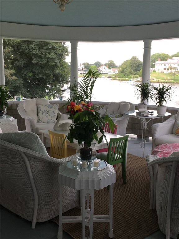 Screened porch