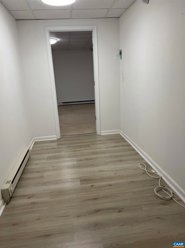 2418 Angus Rd unit B, Charlottesville, VA 22901 - photo 4