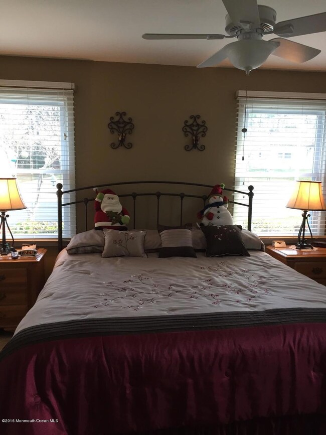 3 Greenmeadow Ln unit 72, Whiting, NJ 08759 - photo 5