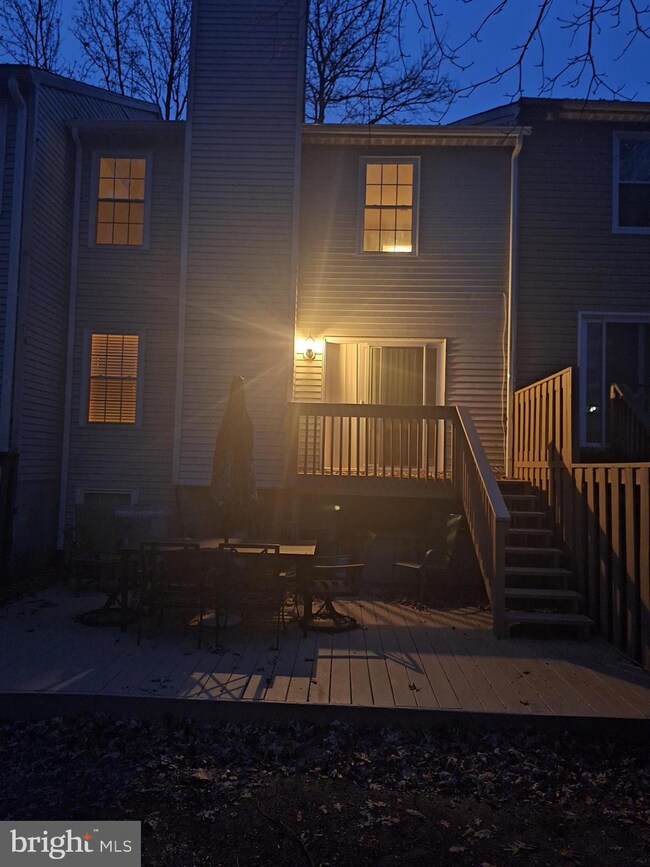 11726 Lone Tree Ct, Columbia, MD 21044 - photo 2