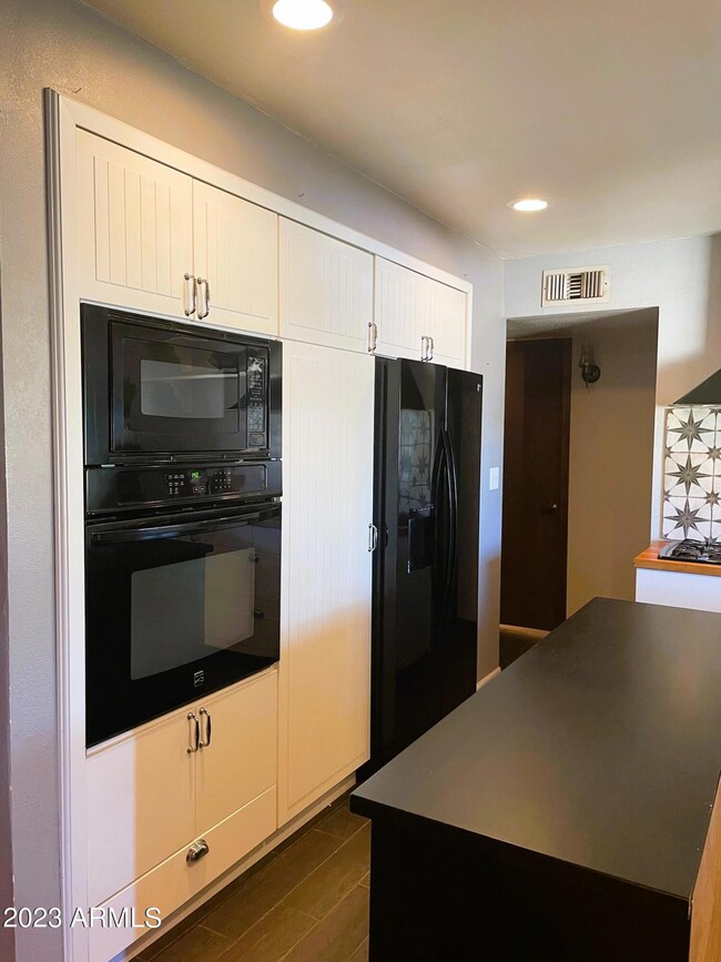 COMING SOON - UPDATED KITCHEN2 - 16502 L