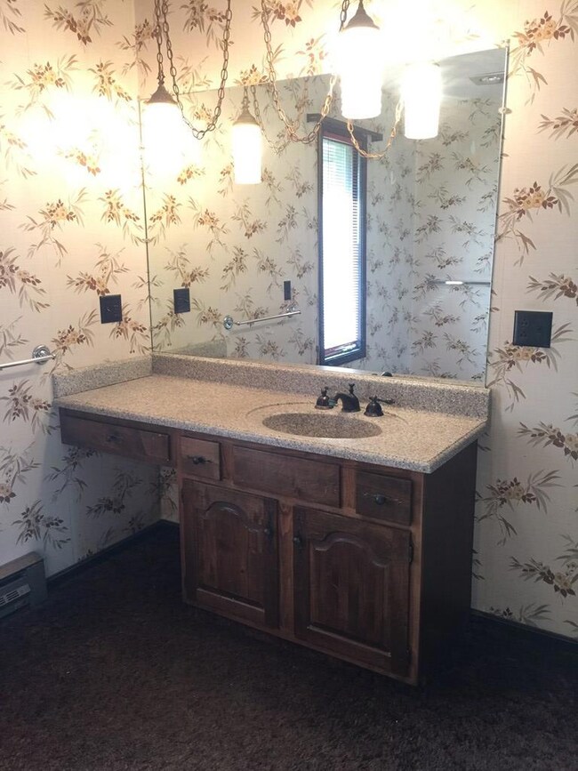 3519 Crestline Rd, Bucyrus, OH 44820 - photo 4