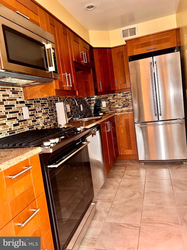 3066 Pineview Ct NE, Washington, DC 20018 - photo 3