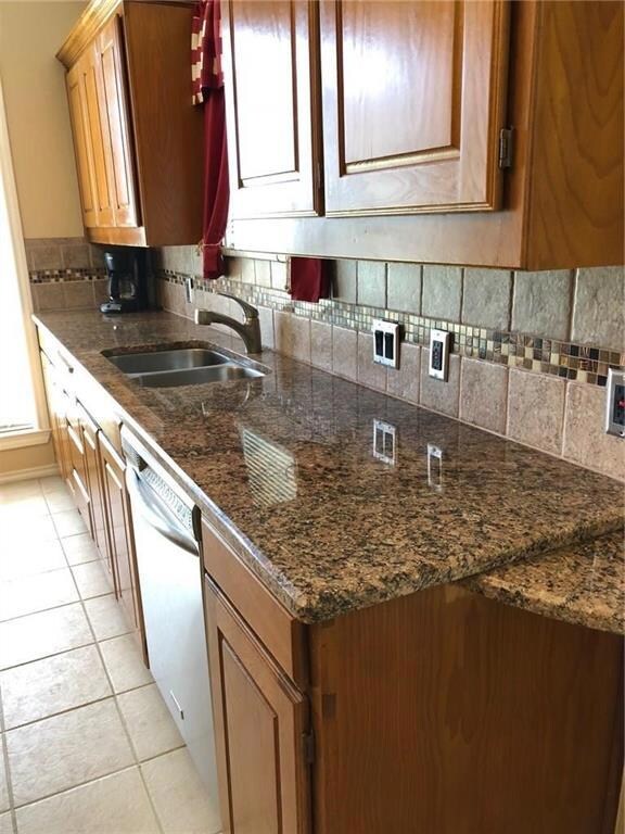 101 Old Alton Dr, Denton, TX 76210 - photo 5