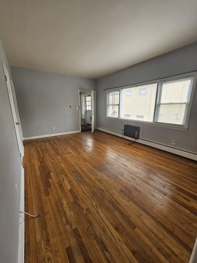 414 Hackensack St unit 1st floor, Carlstadt, NJ 07072 - photo 6