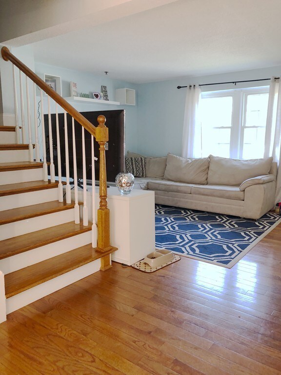 161 Flower Ln unit 12, Dracut, MA 01826 - photo 4