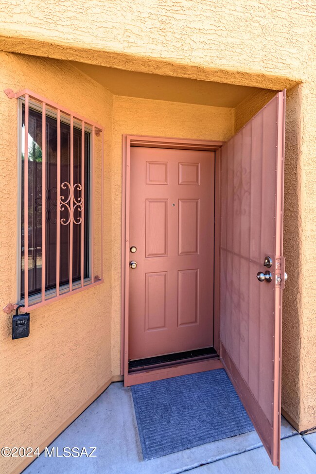 5729 S Avenida Serba__001