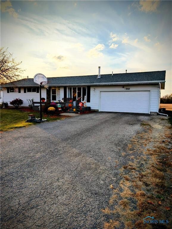 2640 Crystal Ave, Findlay, OH 45840 - photo 2