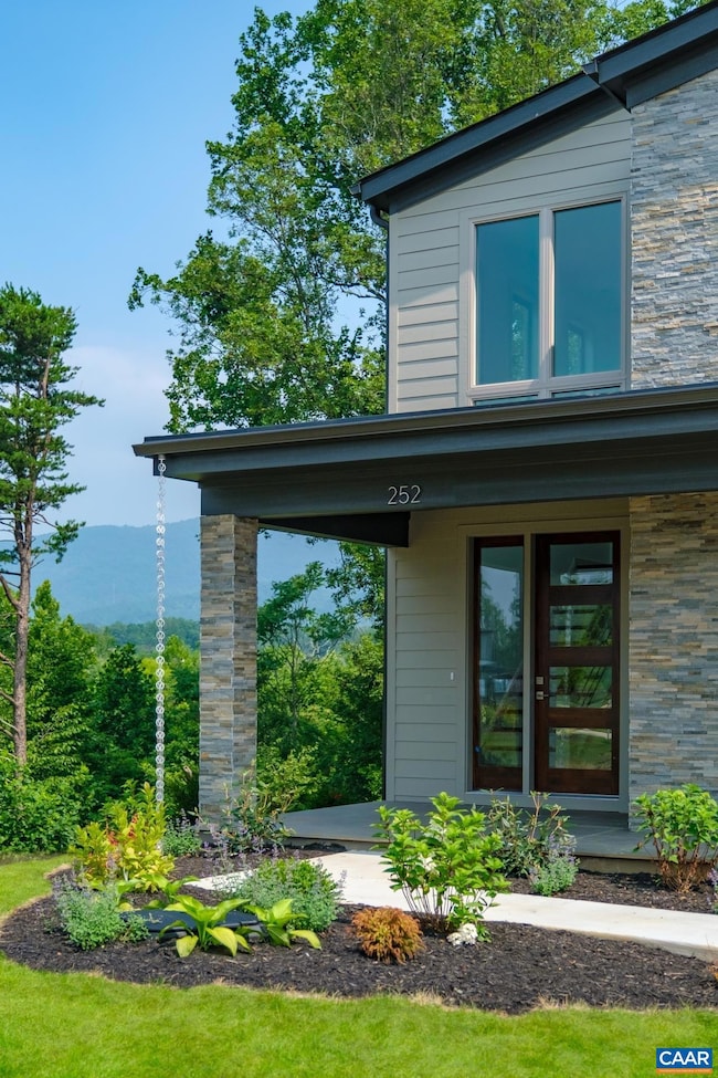 252 Bishopgate Ln, Crozet, VA 22932 - photo 4