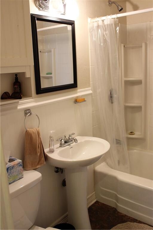 503 N University Blvd -
