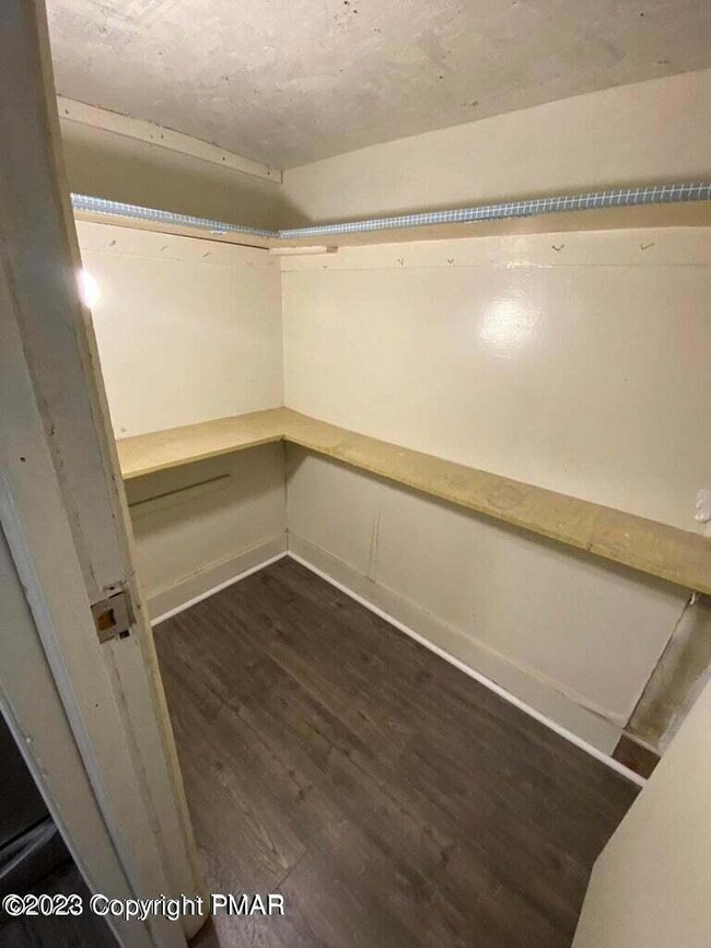 584 Main St unit 4, Stroudsburg, PA 18360 - photo 7