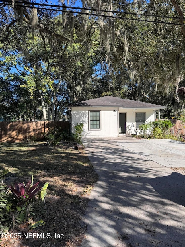 241 Pecan St, Jacksonville, FL 32211 - photo 2