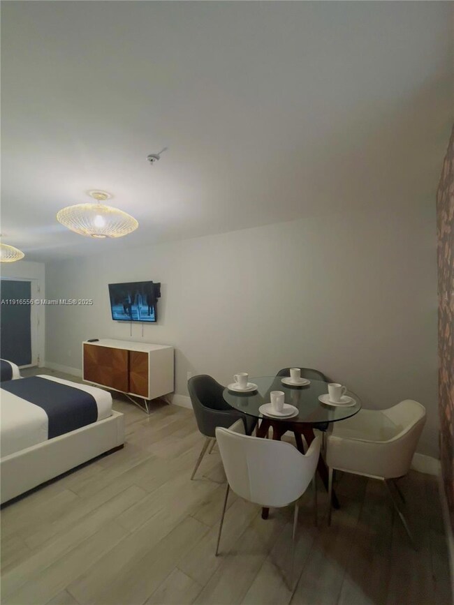 6755 Harding Ave unit 821, Miami Beach, FL 33141 - photo 4